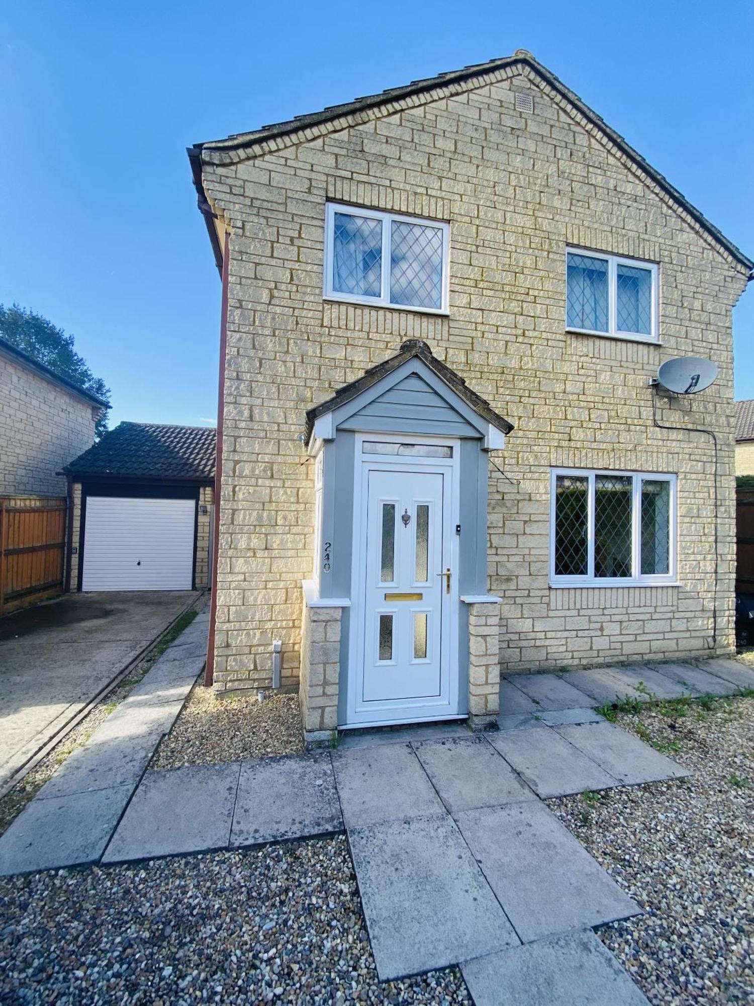 The Conifers Large Detached Home With Off Street Parking Witney Exteriér fotografie